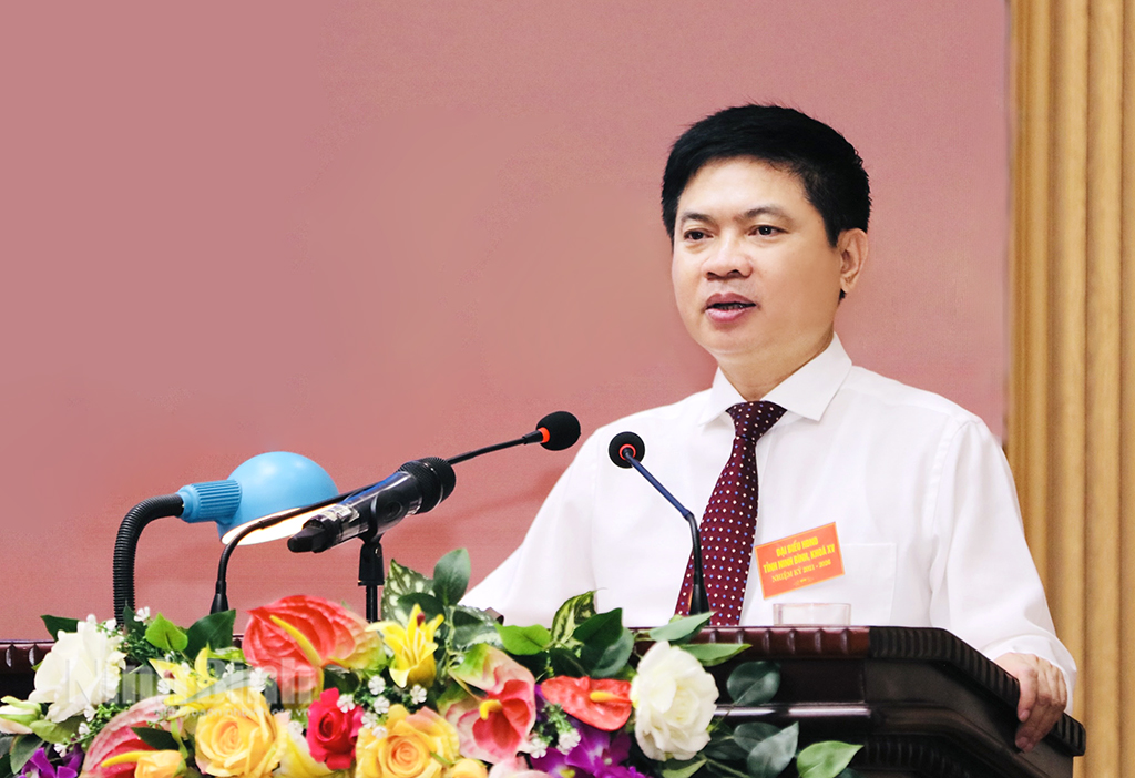 Tập trung trí tuệ, phát huy sức mạnh đoàn kết trong Nhân dân, xây dựng tỉnh Ninh Bình mới là một trong những trung tâm phát triển năng động, hiện đại, bền vững của vùng Đồng bằng Sông Hồng (*)